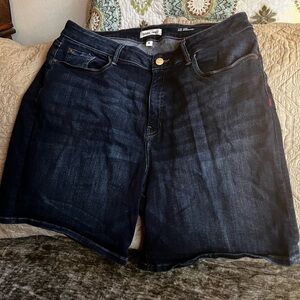 Warp+ Weft- Lisbon Boyfriend Denim Shorts size 18